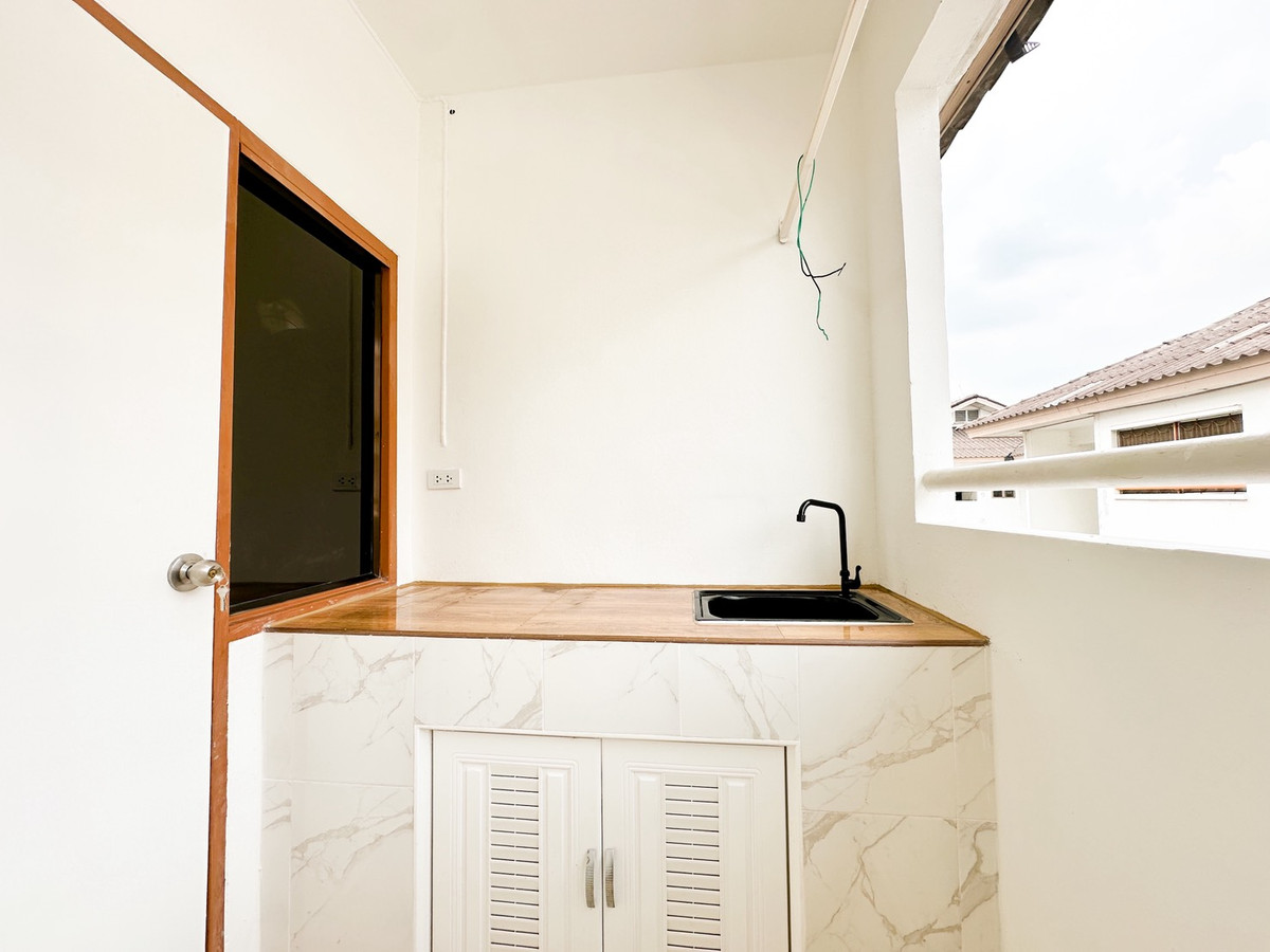 ขายคอนโดปทุมธานี รังสิต ธรรมศาสตร์ : ขายคอนโดเอื้ออาทรมิตซู พหล กม.44 ฟรีโอน ใกล้นวนคร ตลาดไท ม.ธรรมศาสตร์ รีโนเวทใหม่ พร้อมเฟอร์