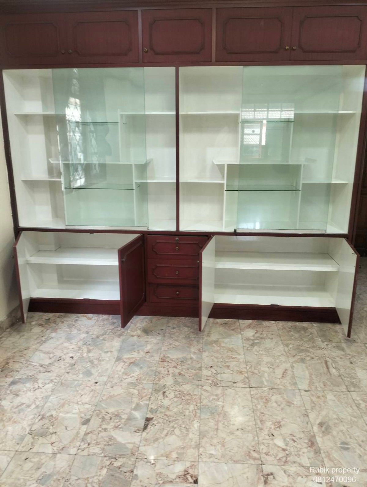 For SaleHouseWongwianyai, Charoennakor : 🏡✨ 3-story detached house for sale + Rooftop | Renovate the whole house · Charoen Nakhon location RB1702, can enter and exit both Soi Charoen Nakhon 34 and Soi Charoen Nakhon 40.