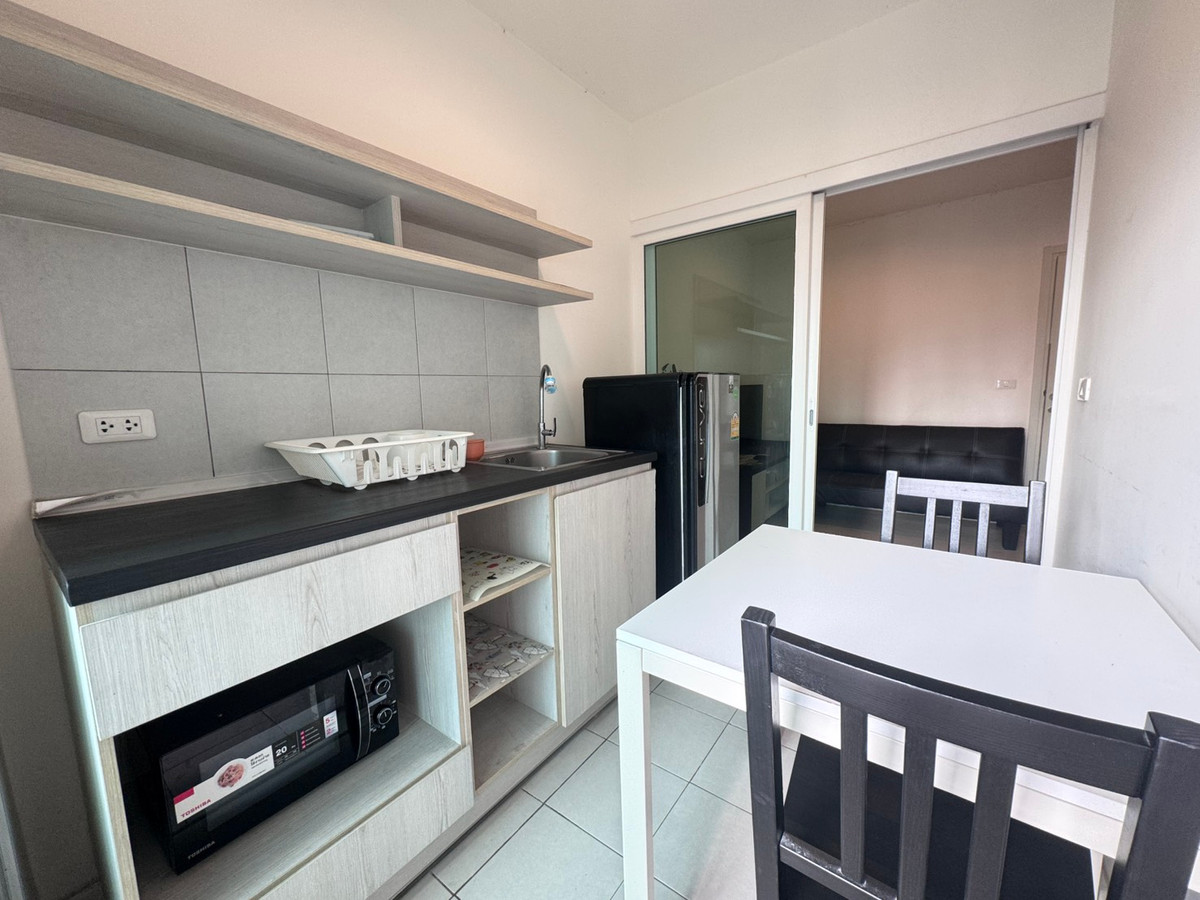 For RentCondoThaphra, Talat Phlu, Wutthakat : Aspire Sathorn Thapra, condo next to BTS Talat Phlu, available and ready for rent, 11,500/month.