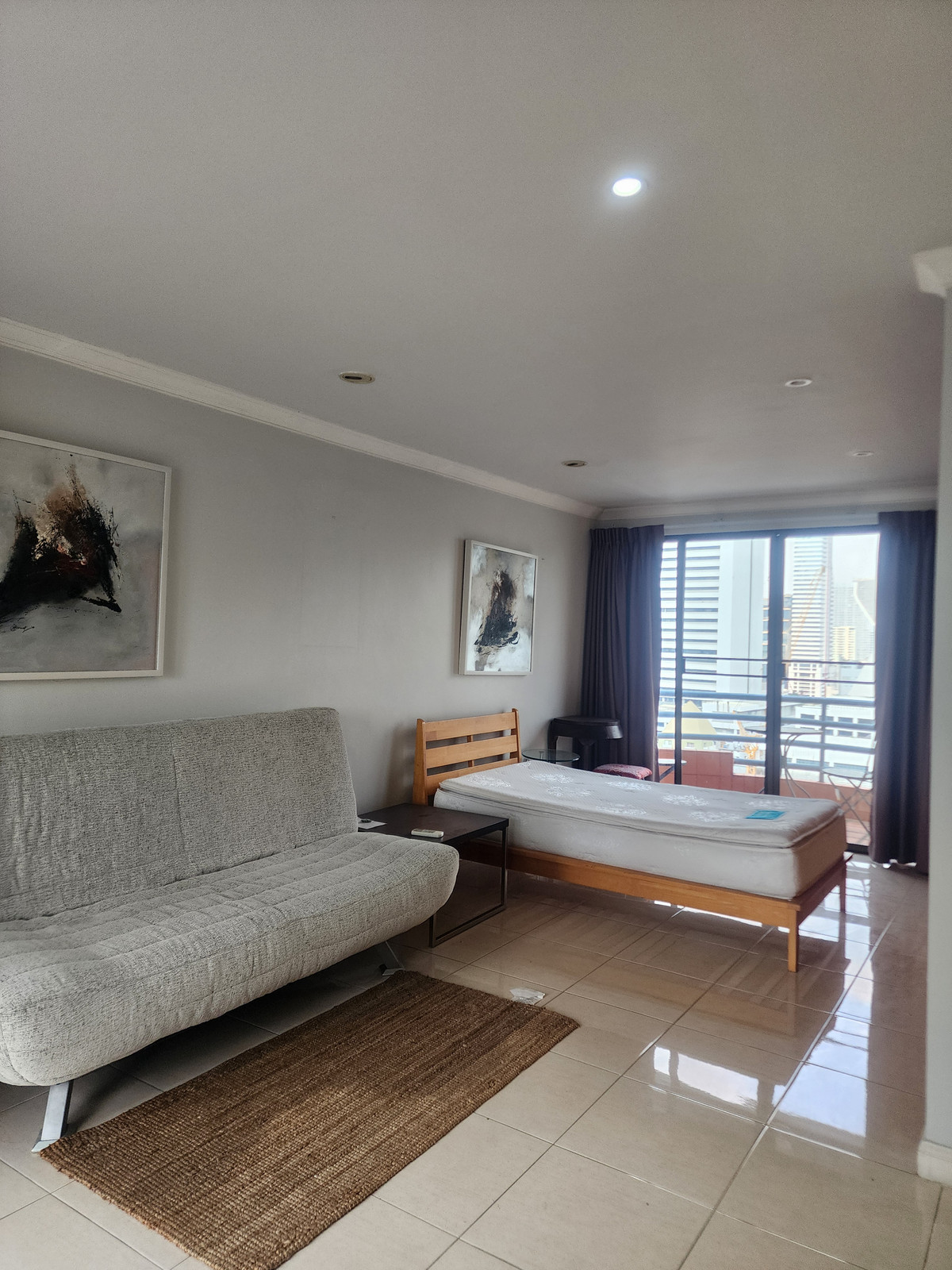 ขายคอนโดสีลม ศาลาแดง บางรัก : ขายคอนโดมิเนียม Penthouse 3 ชั้น 3 ห้องนอน เพิร์ลการ์เดน คอนโด ถนนสาทร ใกล้ BTS ช่องนนทรี