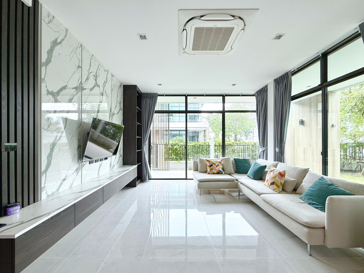 ให้เช่าบ้านบางนา แบริ่ง ลาซาล : 🚀 บางกอก บูเลอวาร์ด บางนา กม.5 - 369ตรม. 4นอน5น้ำ3ที่จอดรถ 092-545-6151 (ทีม)