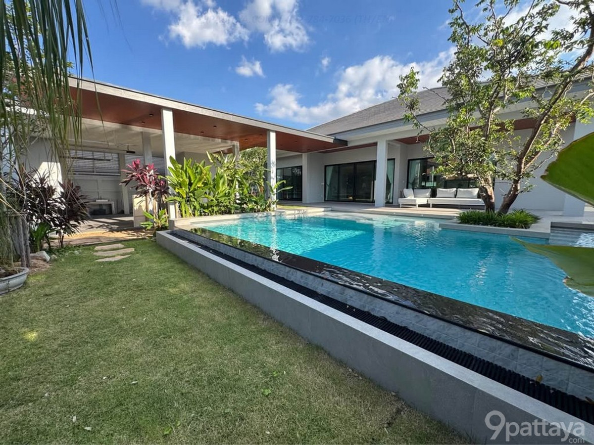 For SaleHousePattaya, Bangsaen, Chonburi : For Sale | Beautiful New Pool Villa – Baan Suan Neramit, Jomtien ✨  Newly built luxury pool villa located in a secure housing estate near Jomtien Beach. Land size: 136.5 sq.wah (546 sq.m.) • House area: 240 sq.m. • 3 Bedrooms / 4 Bathrooms (all en-suite) 