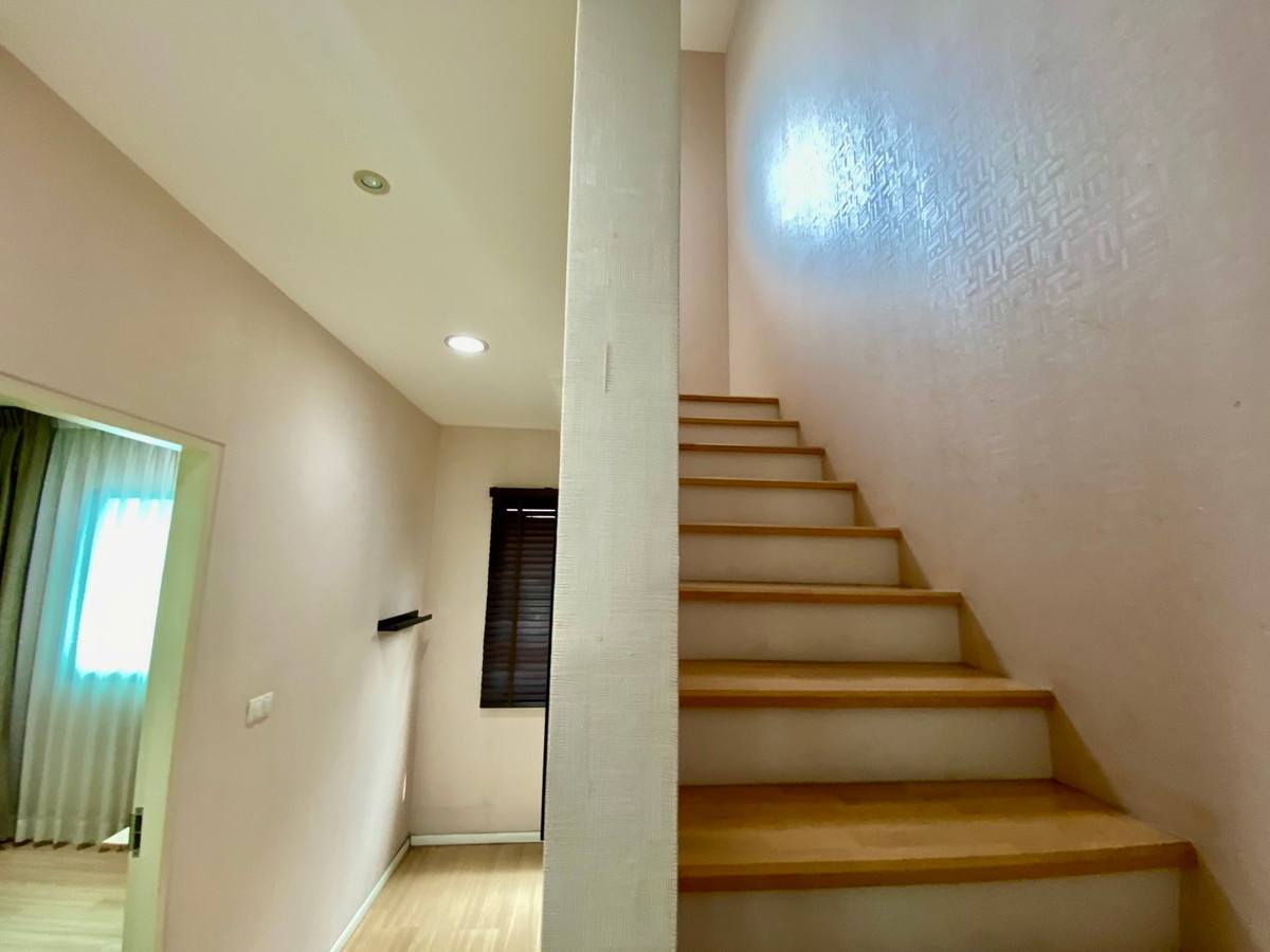 ให้เช่าทาวน์โฮมรามคำแหง หัวหมาก : ให้เช่า บ้านกลางเมือง พระราม 9 – รามคำแหง ทาวน์โฮม 3 ชั้น สภาพใหม่ ทำเลศักยภาพ ใกล้ทางด่วนและ Airport Link