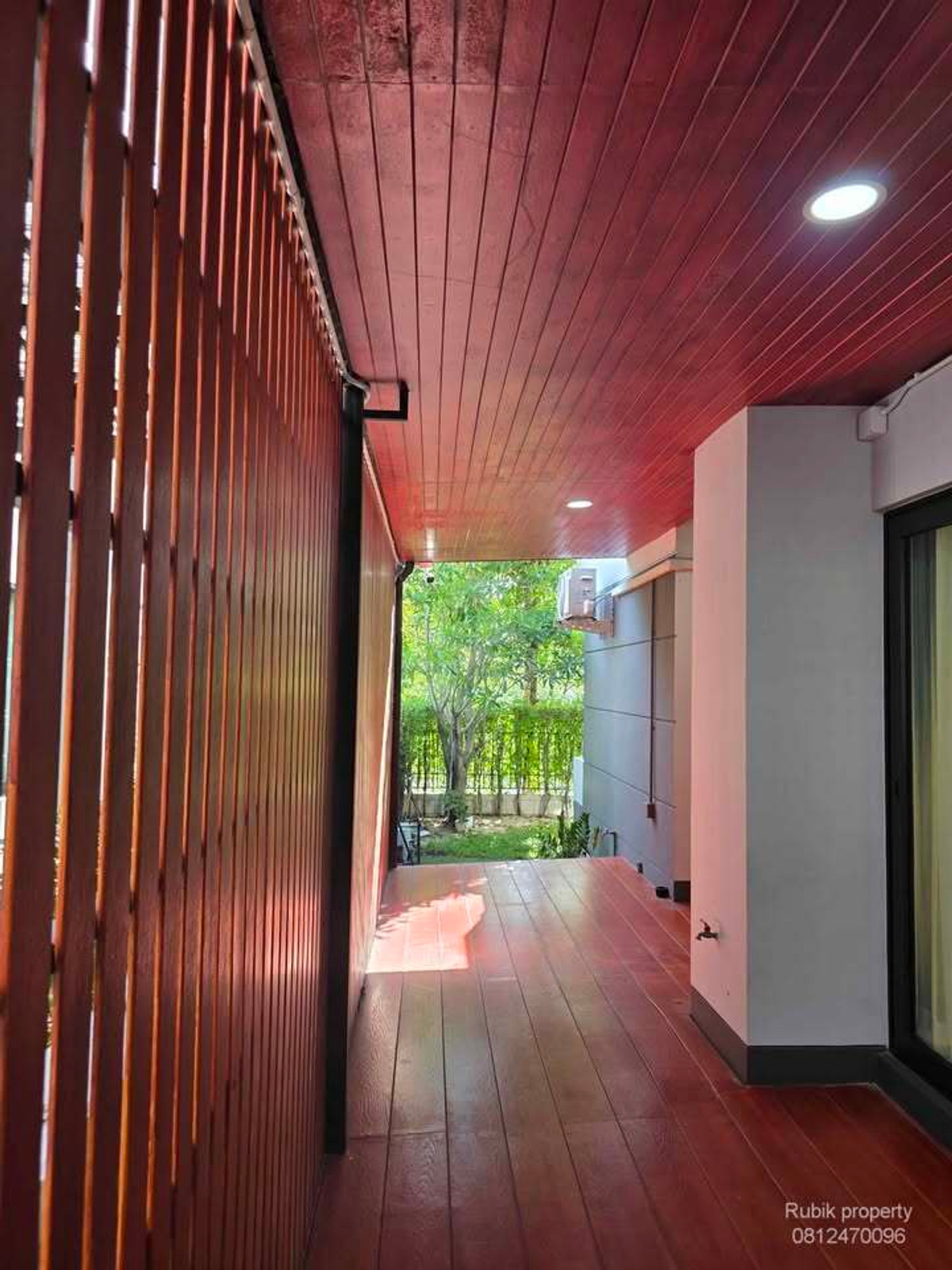 For SaleHouseRama5, Ratchapruek, Bangkruai : 🏡✨ House for sale, fully decorated! Centro Ratchaphruek-Suan Phak RB1710 House in new condition, luxuriously decorated, ready to move in immediately. Traveling is very convenient. Very close to the city