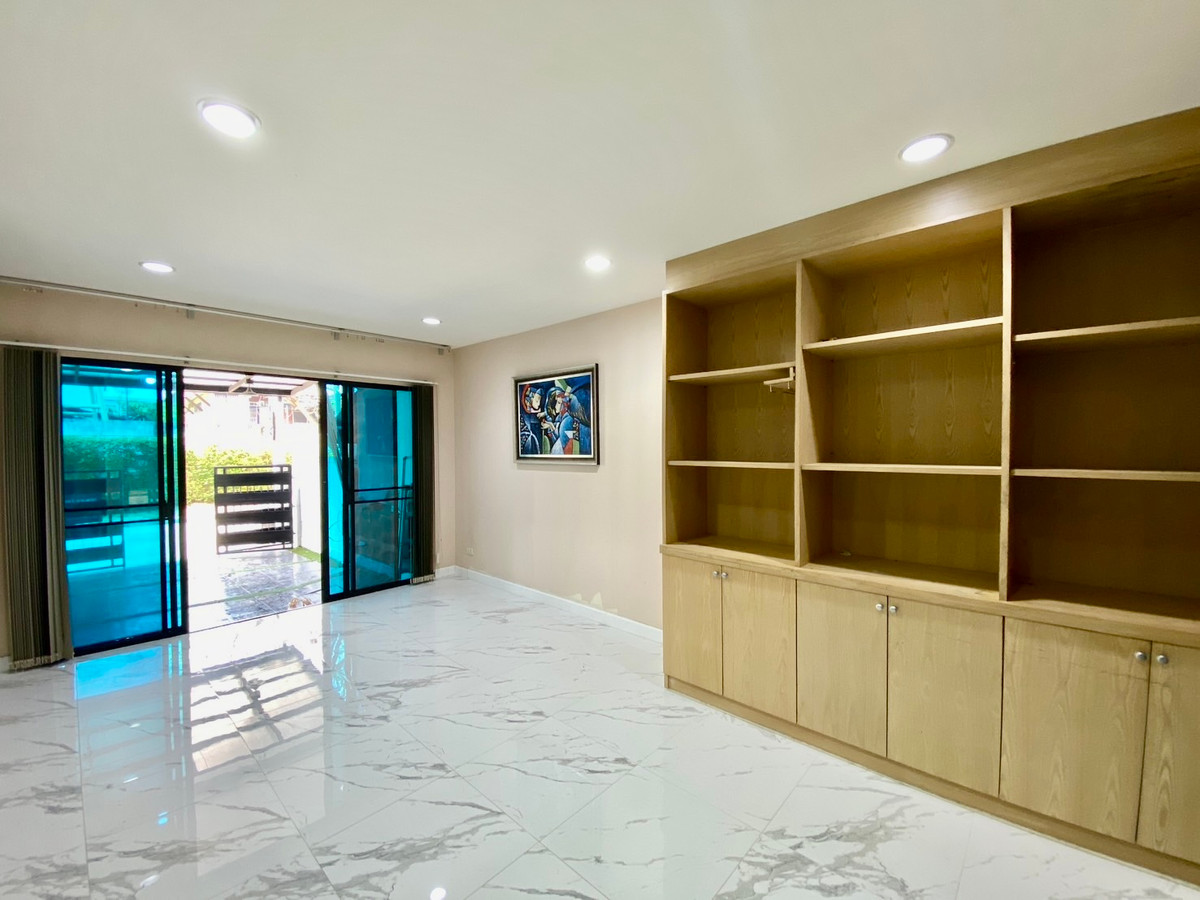 ให้เช่าทาวน์โฮมรามคำแหง หัวหมาก : ให้เช่า บ้านกลางเมือง พระราม 9 – รามคำแหง ทาวน์โฮม 3 ชั้น สภาพใหม่ ทำเลศักยภาพ ใกล้ทางด่วนและ Airport Link