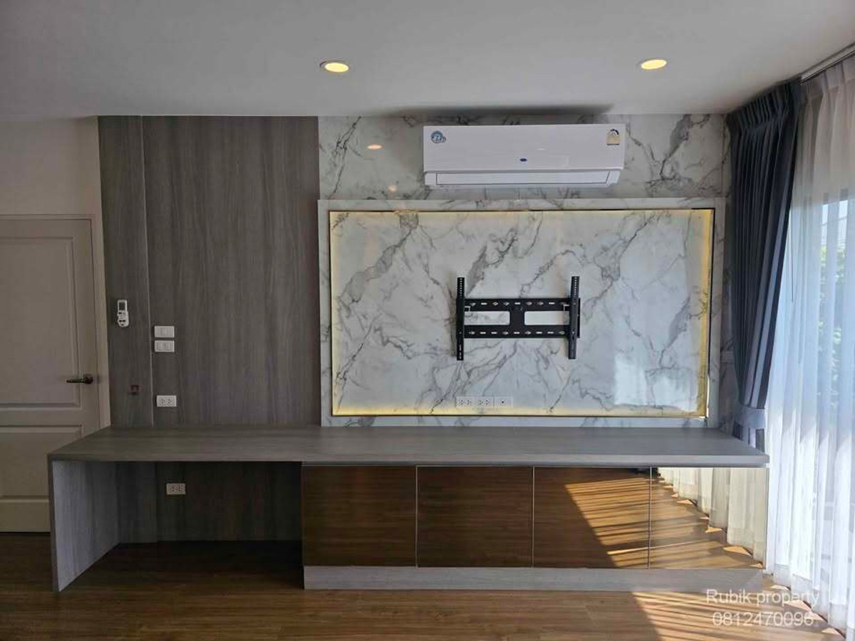 For SaleHouseRama5, Ratchapruek, Bangkruai : 🏡✨ House for sale, fully decorated! Centro Ratchaphruek-Suan Phak RB1710 House in new condition, luxuriously decorated, ready to move in immediately. Traveling is very convenient. Very close to the city