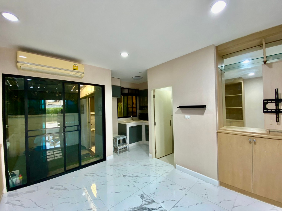 ให้เช่าทาวน์โฮมรามคำแหง หัวหมาก : ให้เช่า บ้านกลางเมือง พระราม 9 – รามคำแหง ทาวน์โฮม 3 ชั้น สภาพใหม่ ทำเลศักยภาพ ใกล้ทางด่วนและ Airport Link