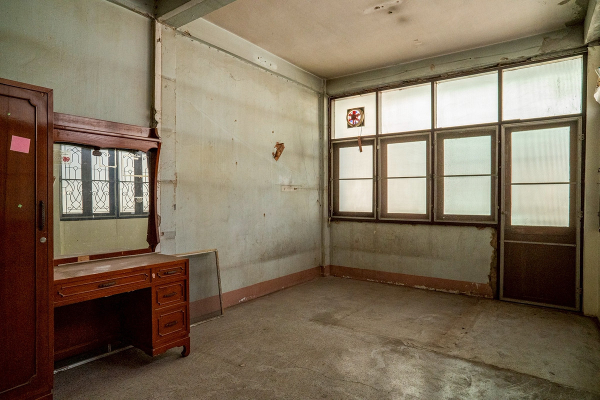 ขายทาวน์โฮมเยาวราช บางลำพู : ขาย ❗️ ทาวน์เฮ้า 6 ชั้น 2 คูหา บ้านเปล่า ทำเลดีมาก ใกล้กับ MRT สนามไชย และ MRT สามยอด