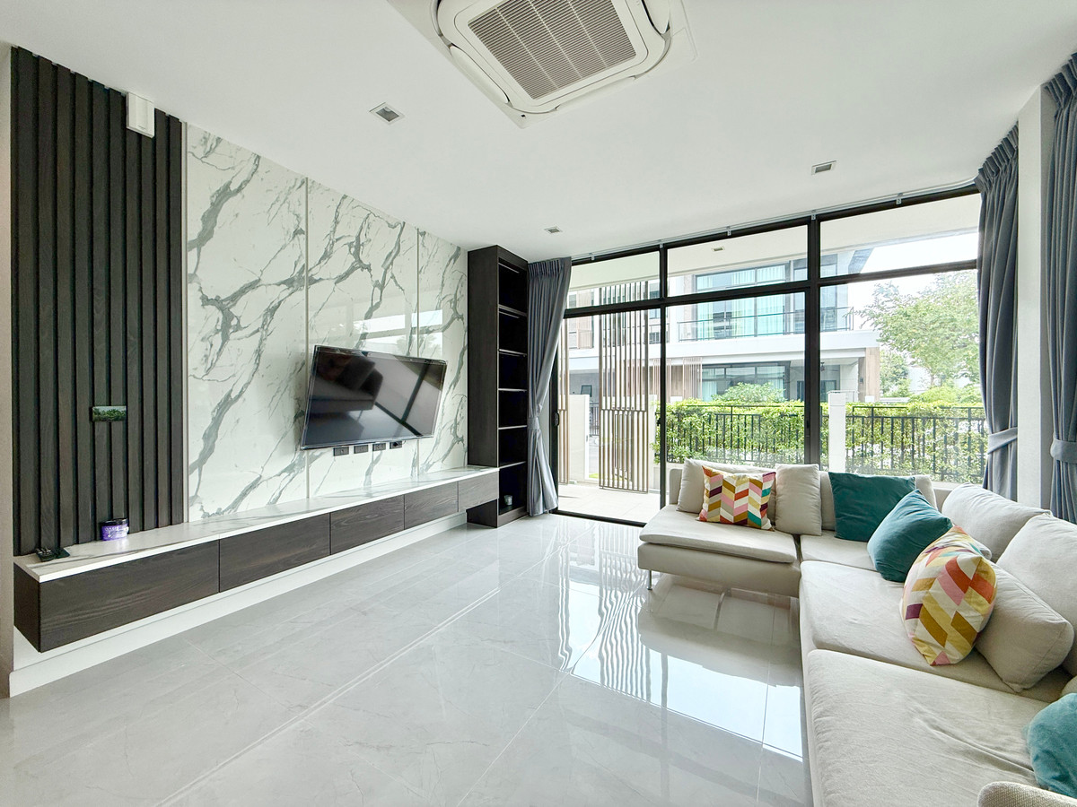 ให้เช่าบ้านบางนา แบริ่ง ลาซาล : 🚀 บางกอก บูเลอวาร์ด บางนา กม.5 - 369ตรม. 4นอน5น้ำ3ที่จอดรถ 092-545-6151 (ทีม)