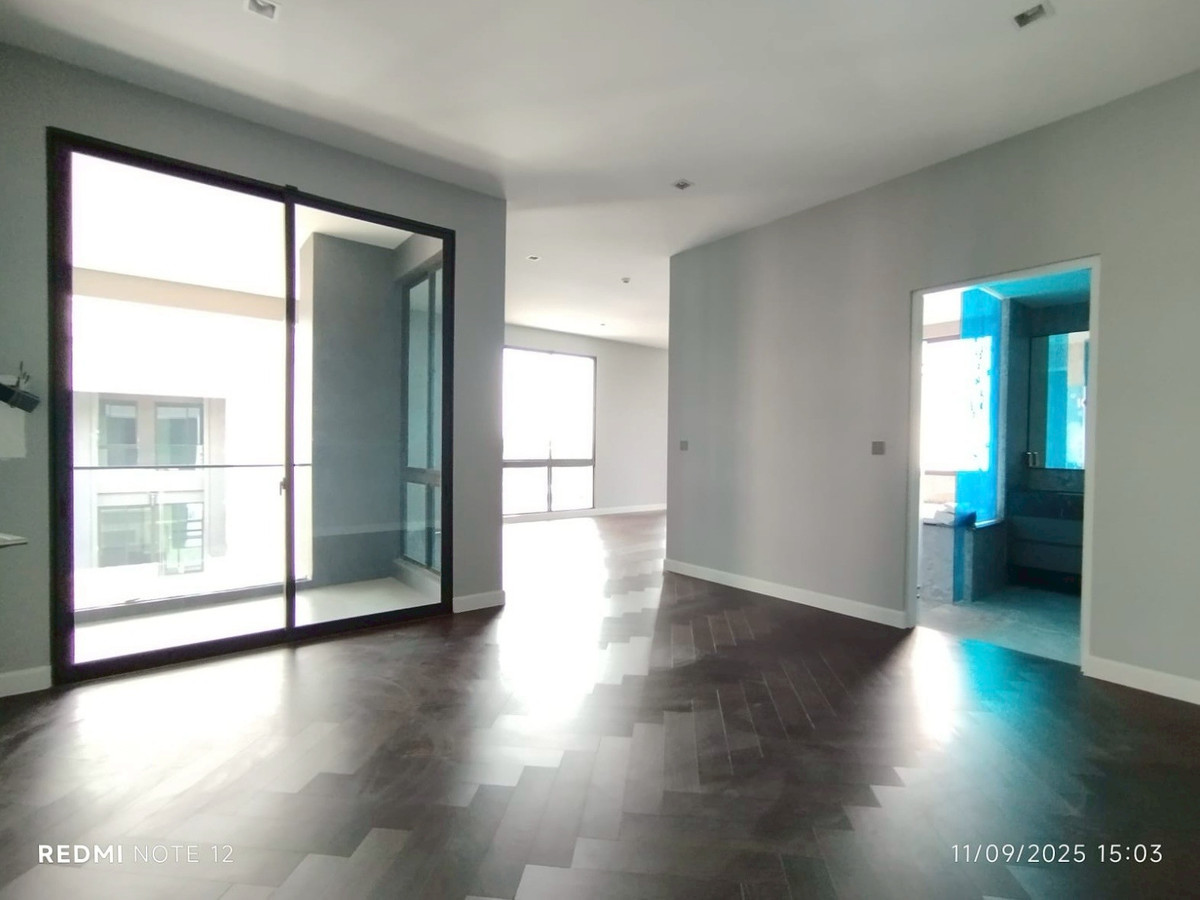 For SaleHotel&Apartment BusinessPinklao, Charansanitwong : Luxury mansion for sale, luxury house, single house, Grand Bangkok Boulevard Pinklao-Borom, corner house with private elevator.