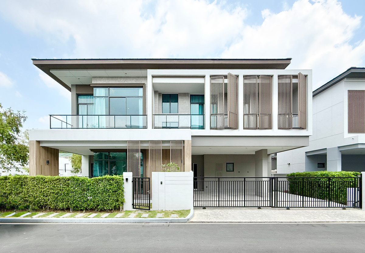 ให้เช่าบ้านบางนา แบริ่ง ลาซาล : 🚀 บางกอก บูเลอวาร์ด บางนา กม.5 - 369ตรม. 4นอน5น้ำ3ที่จอดรถ 092-545-6151 (ทีม)