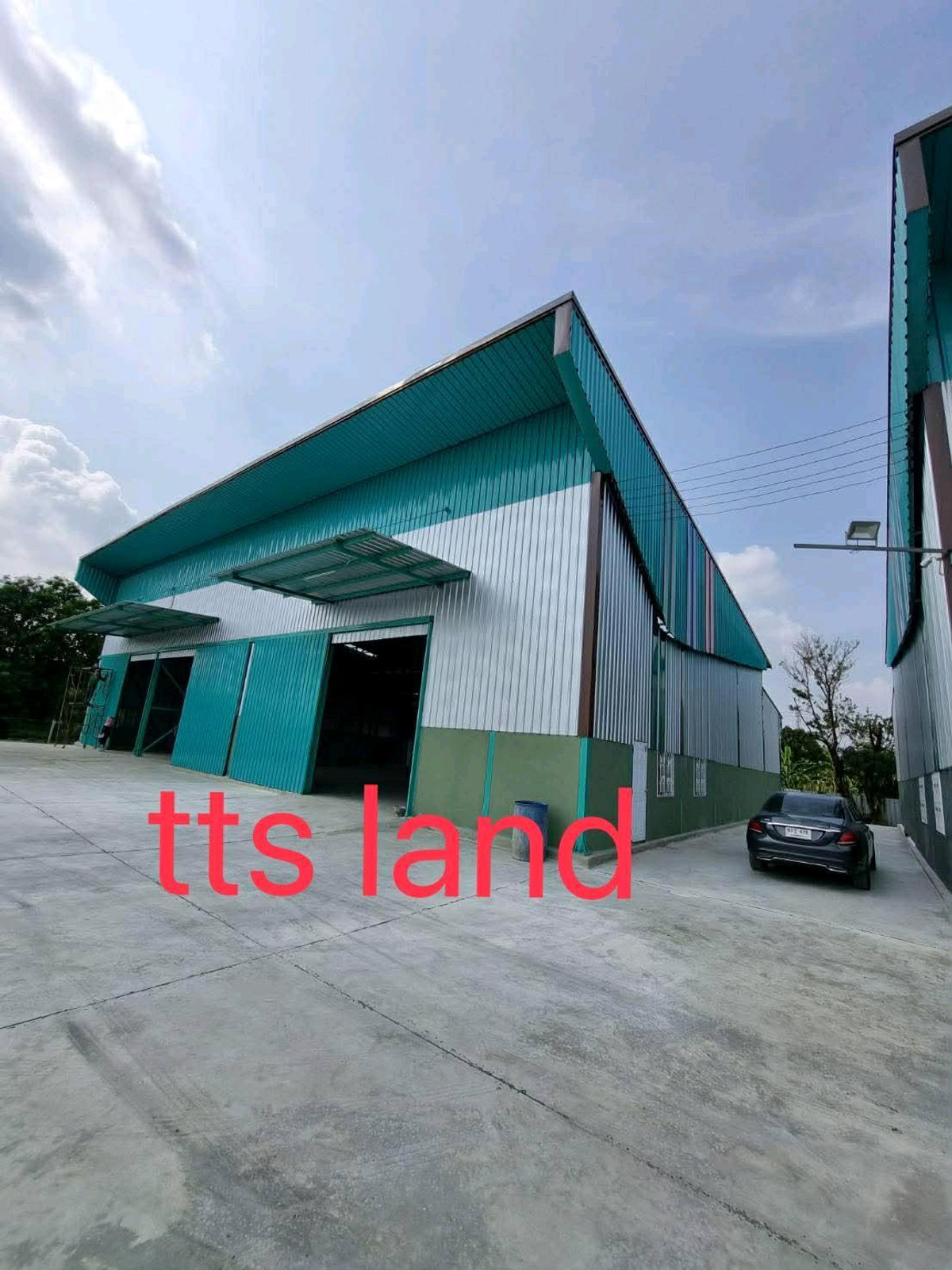 For RentWarehouseMin Buri, Romklao : Warehouse for rent, 400 - 800 sq m., next to Bueng Khwang Road | Access to both Romklao and Suwinthawong | 3-phase electricity.