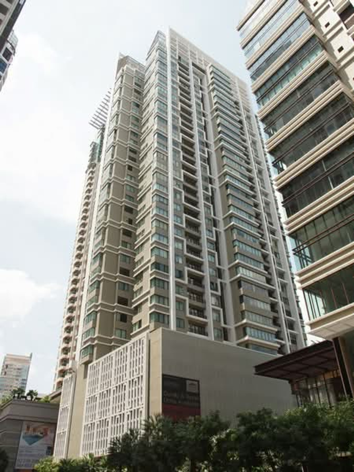 ขายคอนโดสุขุมวิท อโศก ทองหล่อ : ✨ ขาย The Emporio Place ✨ Only 9.39 MB 