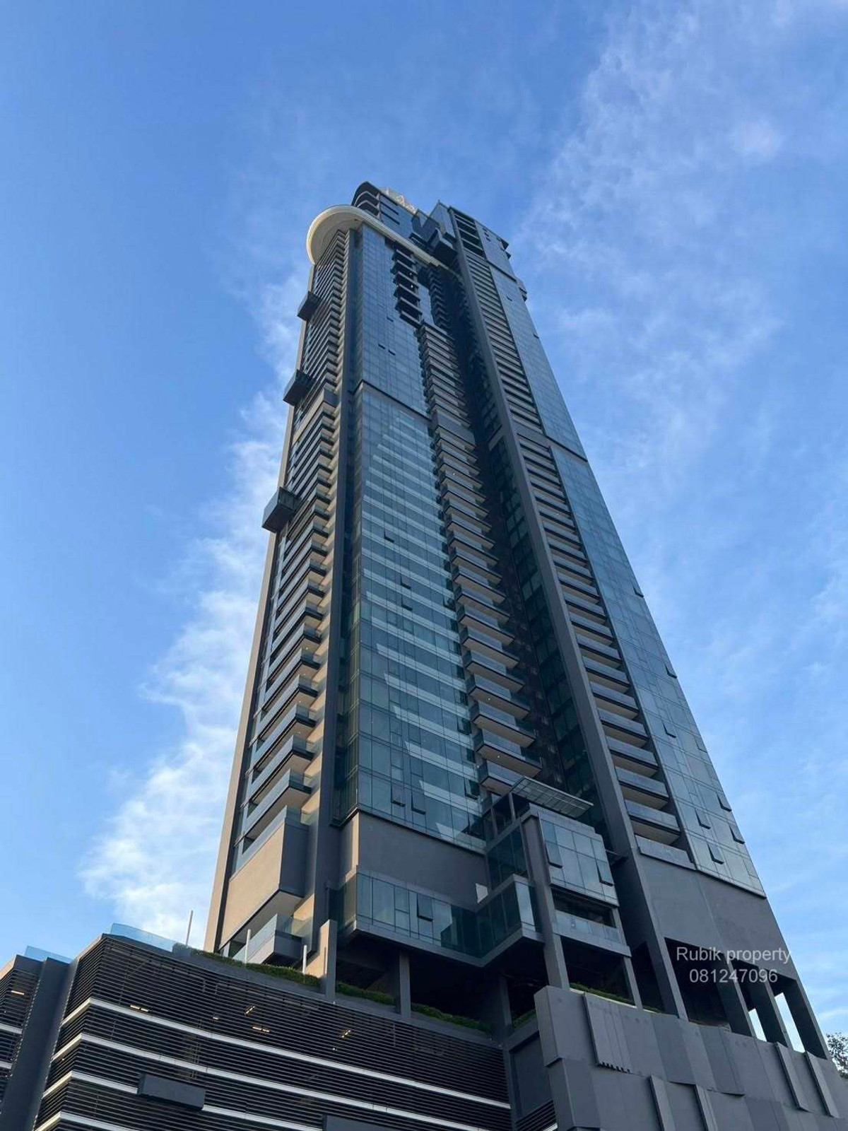 For SaleCondoRama3 (Riverside),Satupadit : 🌟 Luxury condo for sale CANAPAYA RESIDENCES – Rama 3 RB1697 Luxury condo along the Chao Phraya River. With the most beautiful view of the water curve and Rama IX Bridge in the Rama 3 area.