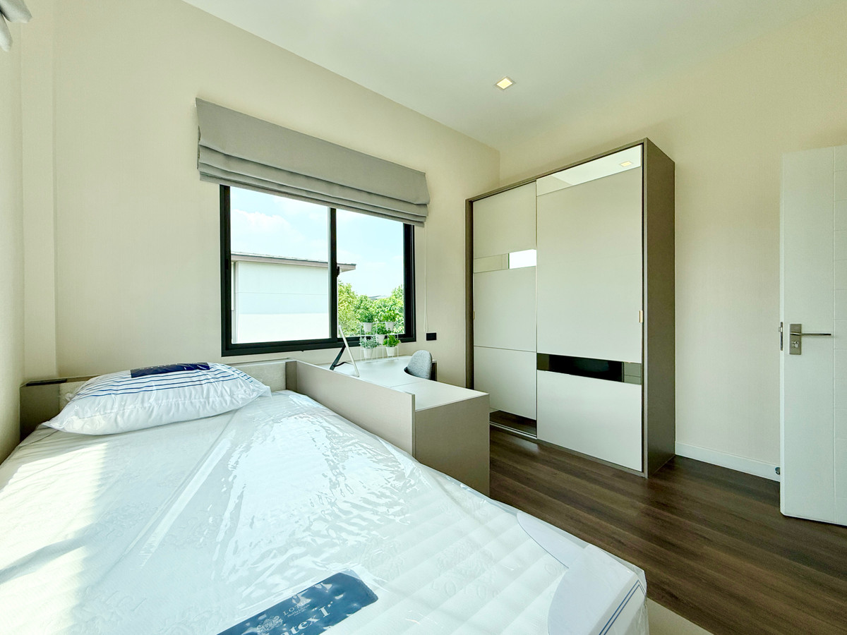 บ้านบางนา แบริ่ง ลาซาล : 🚀 บางกอก บูเลอวาร์ด บางนา กม.5 - 237ตรม. 4นอน4น้ำ2ที่จอดรถ ปรับลดค่าเช่า 092-545-6151 (ทีม)