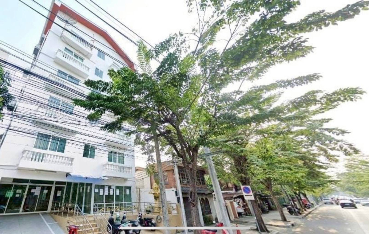 For SaleRama 8, Samsen, Ratchawat : Apartment for sale, Wellness Mansion building, next to the main road. Amnuay Songkhram Road, Suan Dusit, near the Purple Line underground station, Si Yan Station.