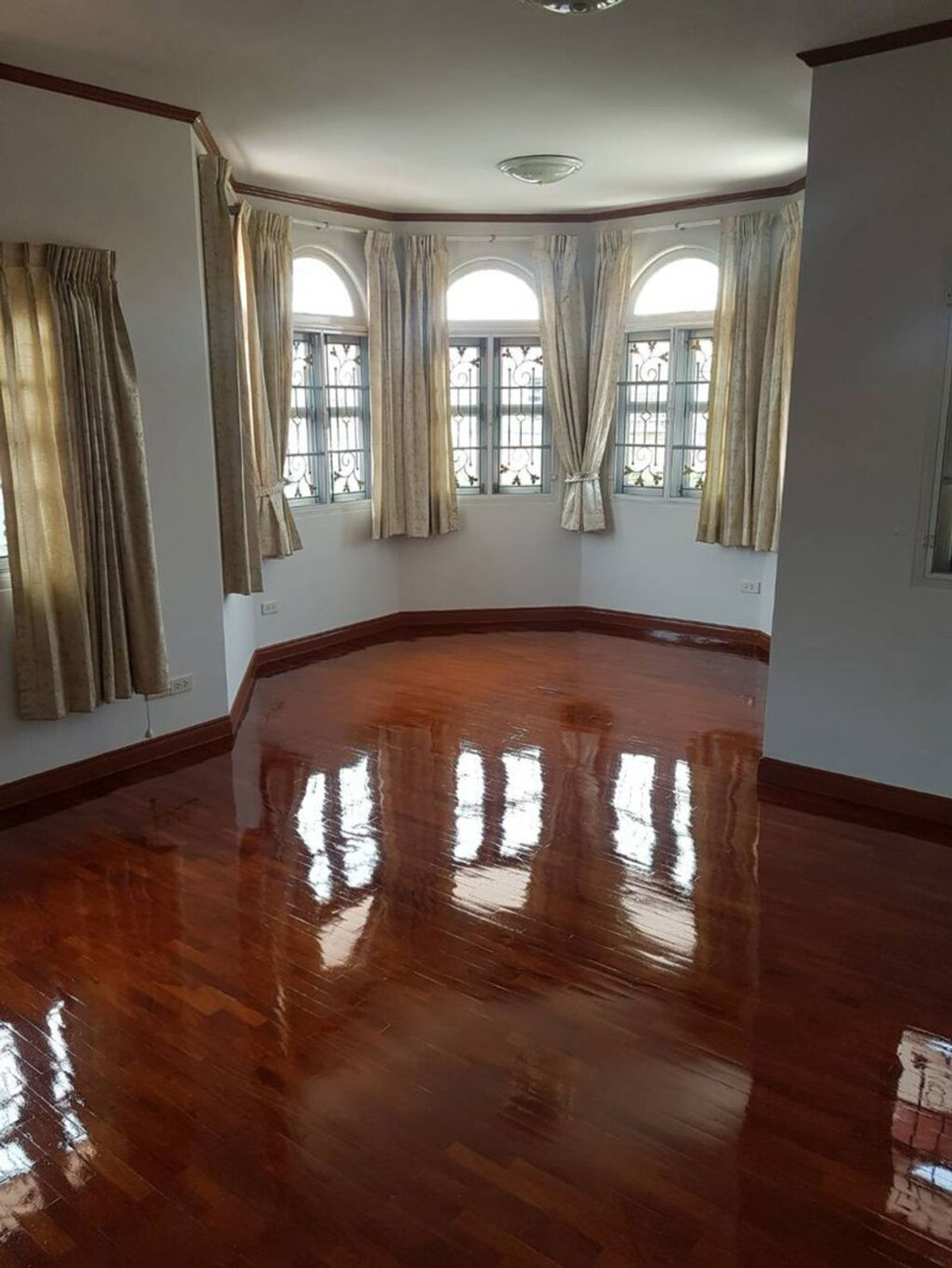 ให้เช่าบ้านปทุมธานี รังสิต ธรรมศาสตร์ : ให้เช่า ภัสสร 2 คลอง 3 เลขที่ 34/293 (เลี้ยงสัตว์ได้)(ทำโฮมออฟฟิศได้)