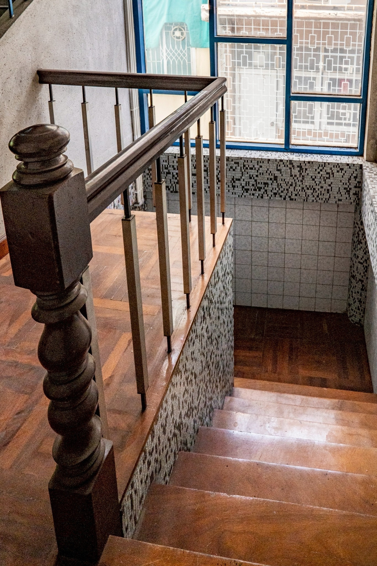 ขายทาวน์โฮมเยาวราช บางลำพู : ขาย ❗️ ทาวน์เฮ้า 6 ชั้น 2 คูหา บ้านเปล่า ทำเลดีมาก ใกล้กับ MRT สนามไชย และ MRT สามยอด