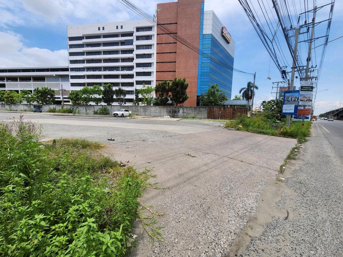 ให้เช่าที่ดินบางนา แบริ่ง ลาซาล : ให้เช่าที่ดิน 6 ไร่ ติดถนนบางนา-ตราด กม.13 ทำเลศักยภาพ ใกล้สุวรรณภูมิ