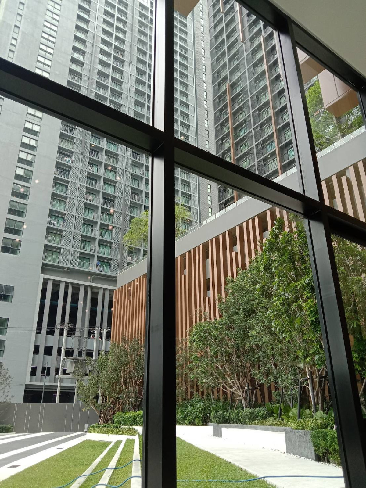 For RentCondoBangna, Bearing, Lasalle : Brand New Condo for Rent at A Space Mega Bangna | Beautiful Unit | Only THB 9,000 per Month | Ready to Move In ✨