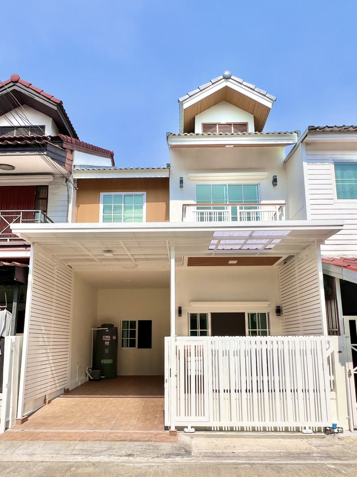 ขายทาวน์โฮมเกษตร นวมินทร์ ลาดปลาเค้า : ขายทาวน์โฮม 2 ชั้น ซอยนวลจันทร์ 56 แยก 7 รีโนเวทใหม่ นวลจันทร์ เขต บึงกุ่ม กรุงเทพ CX-146980