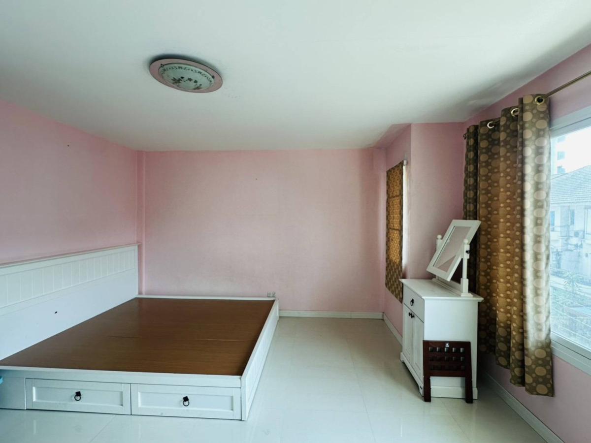 For SaleTownhomeRattanathibet, Sanambinna : For Sale Townhouse/Townhome  , Supalai Ville Rattanathibet , MRT-Nonthaburi Civic Center , Bang Kraso , Mueang Nonthaburi , Nonthaburi , CX-146341