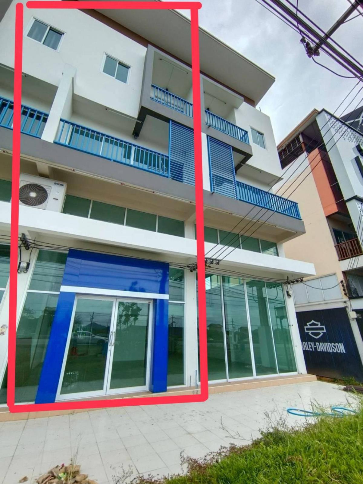 For SaleShop HousePak Chong KhaoYai : For Sale Commercial building in a prime business location, situated on Mittraphap Road . CX-145006