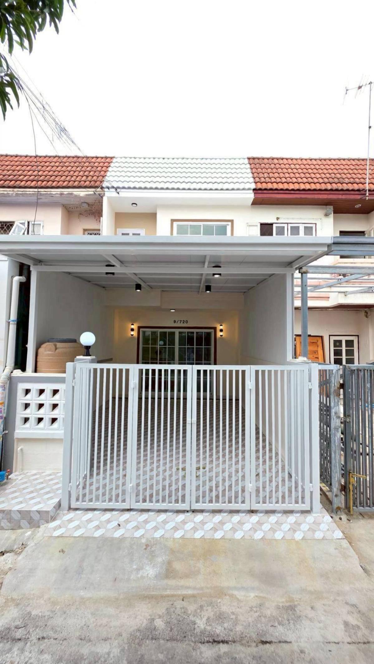 ขายทาวน์โฮมนนทบุรี บางใหญ่ บางบัวทอง : ขายทาวน์เฮ้าส์/ทาวน์โฮม  บ้านบัวทอง 3 รีโนเวทใหม่ บางรักพัฒนา บางบัวทอง นนทบุรี CX-146999