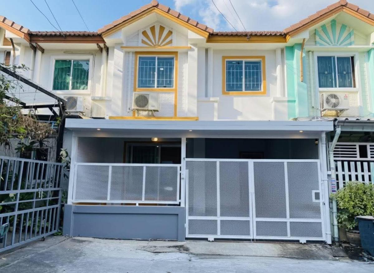 For SaleTownhomeNakhon Pathom : For Sale Townhouse/Townhome  , Prukasa Ville Petchkasem-Phutthamonthon Sai 4 , Krathum Lom , Sam Phran , Nakhon Pathom , CX-147010