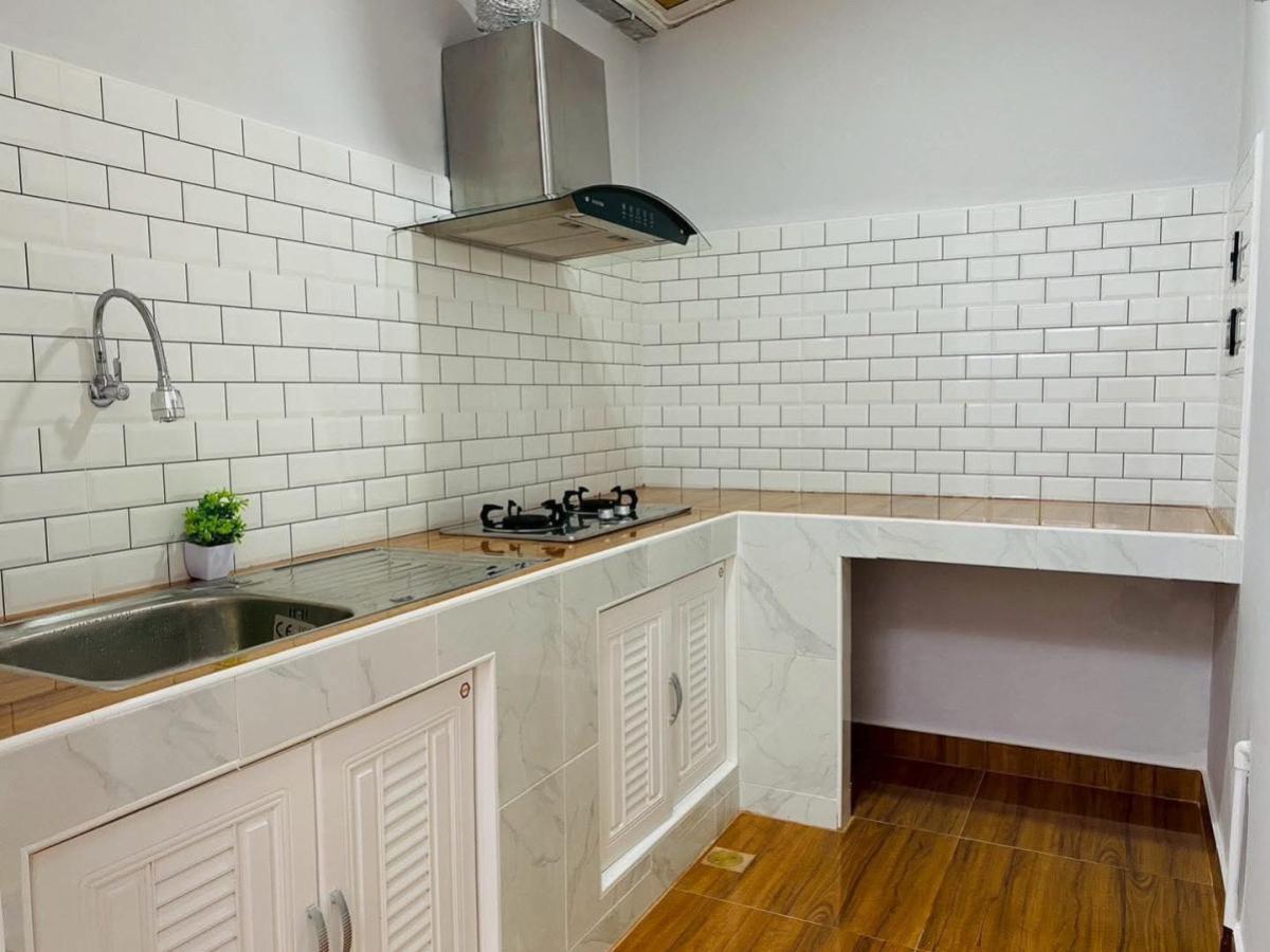 For SaleTownhomeNakhon Pathom : For Sale Townhouse/Townhome  , Prukasa Ville Petchkasem-Phutthamonthon Sai 4 , Krathum Lom , Sam Phran , Nakhon Pathom , CX-147010