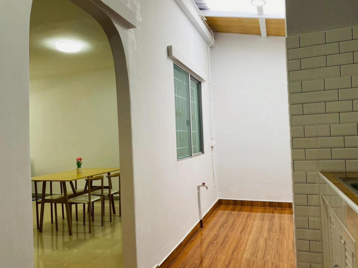 For SaleTownhomeNakhon Pathom : For Sale Townhouse/Townhome  , Prukasa Ville Petchkasem-Phutthamonthon Sai 4 , Krathum Lom , Sam Phran , Nakhon Pathom , CX-147010