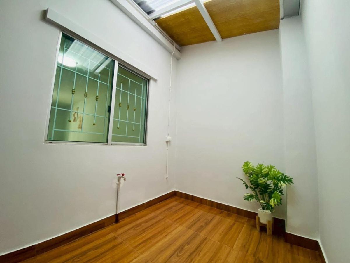 For SaleTownhomeNakhon Pathom : For Sale Townhouse/Townhome  , Prukasa Ville Petchkasem-Phutthamonthon Sai 4 , Krathum Lom , Sam Phran , Nakhon Pathom , CX-147010