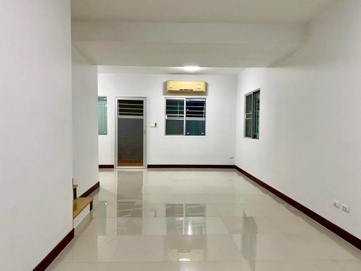 ขายทาวน์โฮมพุทธมณฑล ศาลายา : ขายทาวน์เฮ้าส์/ทาวน์โฮม  พฤกษาวิลล์ 44 บรมราชชนนี-ปิ่นเกล้า ห้องมุม รีโนเวทใหม่ บางเตย สามพราน นครปฐม CX-147012