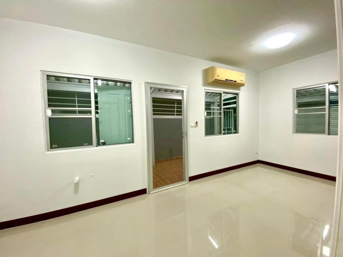 ขายทาวน์โฮมพุทธมณฑล ศาลายา : ขายทาวน์เฮ้าส์/ทาวน์โฮม  พฤกษาวิลล์ 44 บรมราชชนนี-ปิ่นเกล้า ห้องมุม รีโนเวทใหม่ บางเตย สามพราน นครปฐม CX-147012