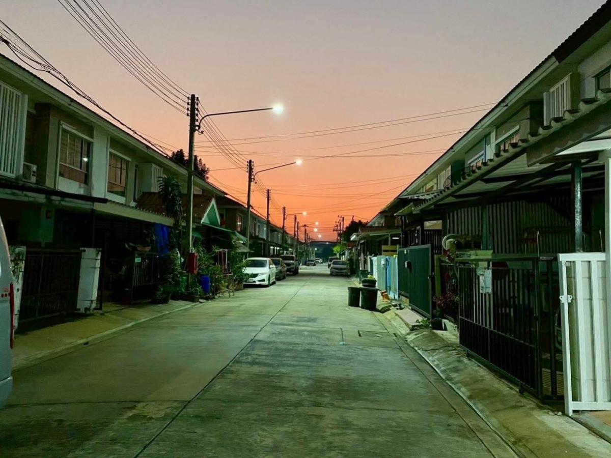 ขายทาวน์โฮมพุทธมณฑล ศาลายา : ขายทาวน์เฮ้าส์/ทาวน์โฮม  พฤกษาวิลล์ 44 บรมราชชนนี-ปิ่นเกล้า ห้องมุม รีโนเวทใหม่ บางเตย สามพราน นครปฐม CX-147012