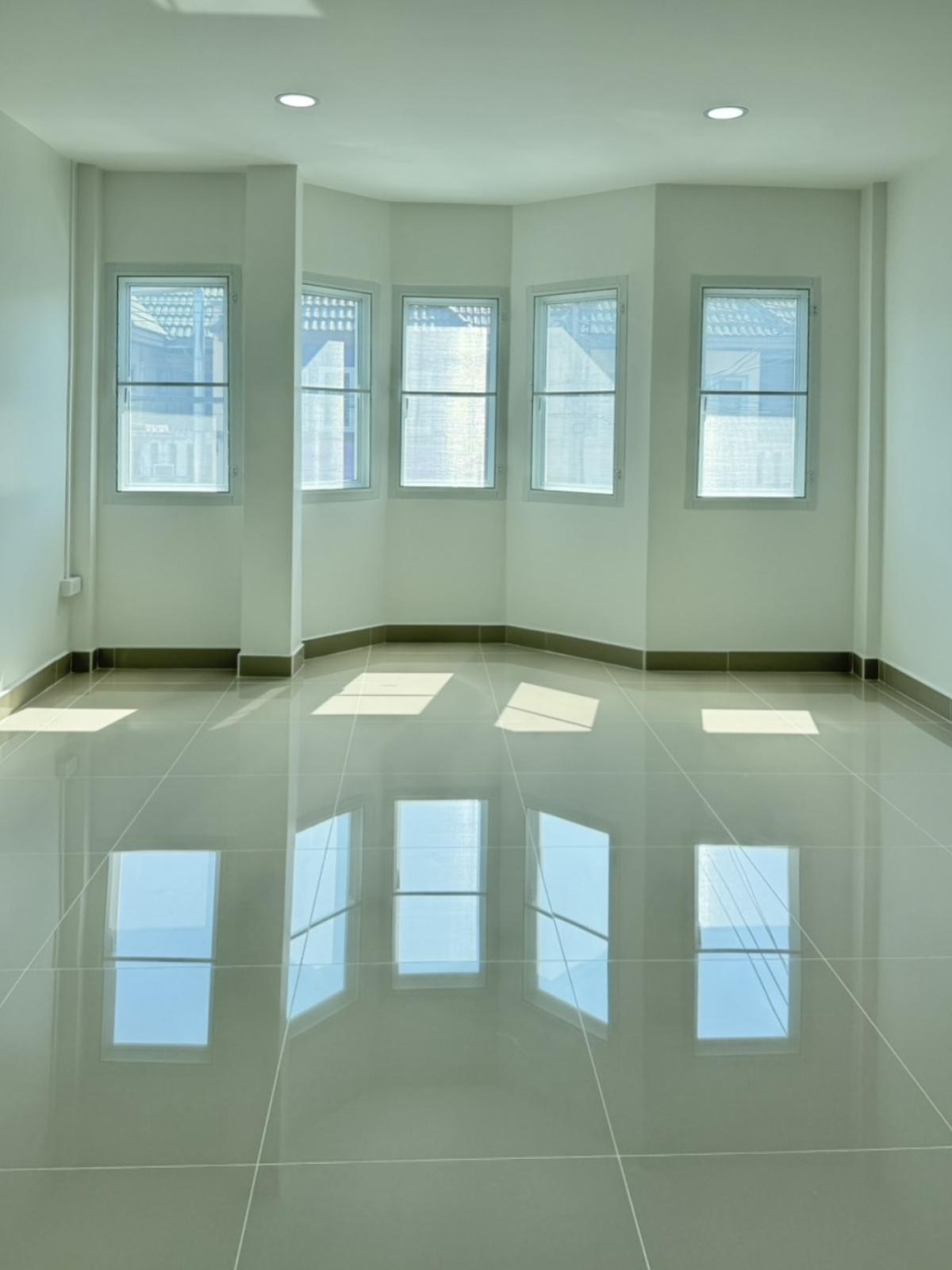 For SaleTownhomePathum Thani,Rangsit, Thammasat : For Sale Townhouse/Townhome  , Baan Sinsup 1 Rangsit - Klong 4 , Bueng Yitho , Thanyaburi , Pathum Thani , CX-143351