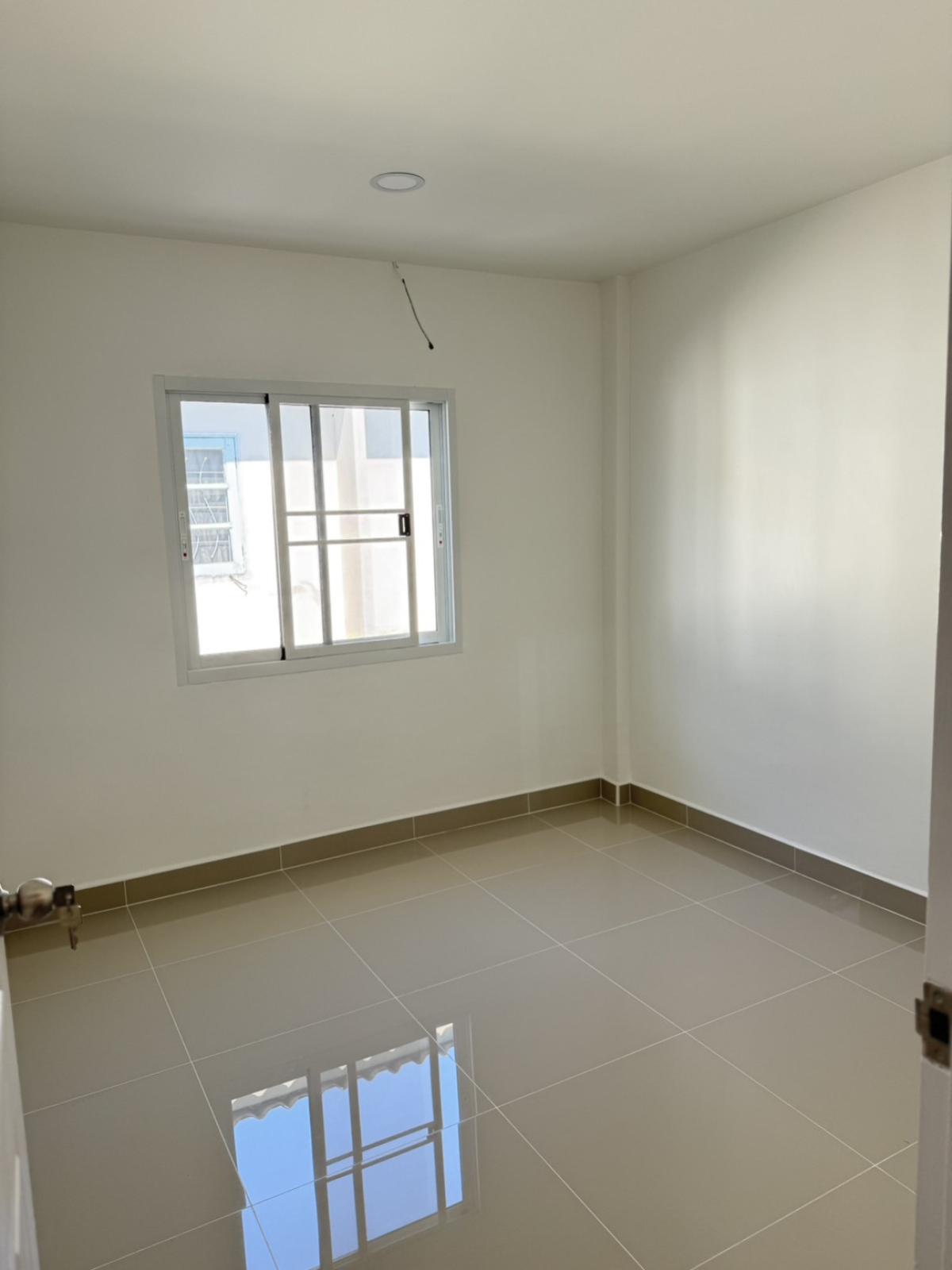 For SaleTownhomePathum Thani,Rangsit, Thammasat : For Sale Townhouse/Townhome  , Baan Sinsup 1 Rangsit - Klong 4 , Bueng Yitho , Thanyaburi , Pathum Thani , CX-143351