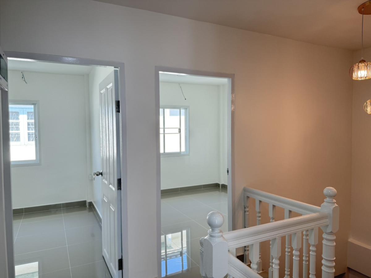 For SaleTownhomePathum Thani,Rangsit, Thammasat : For Sale Townhouse/Townhome  , Baan Sinsup 1 Rangsit - Klong 4 , Bueng Yitho , Thanyaburi , Pathum Thani , CX-143351