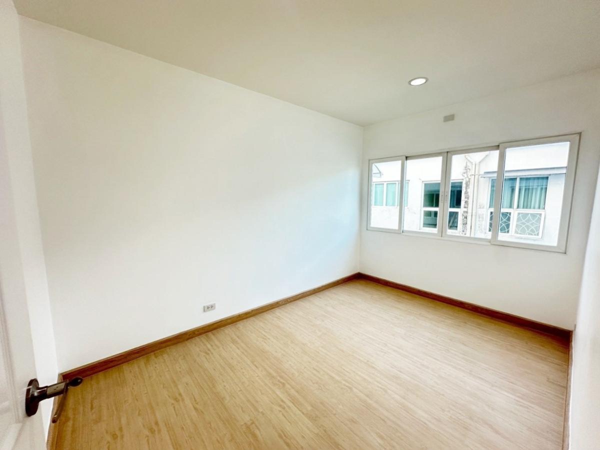 ขายทาวน์โฮมนวมินทร์ รามอินทรา : ขายทาวน์เฮ้าส์/ทาวน์โฮม  กรีนิช รามอินทรา คันนายาว เขต คันนายาว กรุงเทพ CX-146782