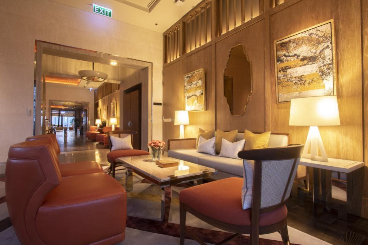 ขายคอนโดสาทร นราธิวาส : ขายคอนโด  เดอะ ริซท์ คาร์ลตัน เรสซิเดนเซส วิวสวย ชั้นสูง ห้องมุม หน้ากว้าง BTS-ช่องนนทรี สีลม เขต บางรัก กรุงเทพ CX-108521