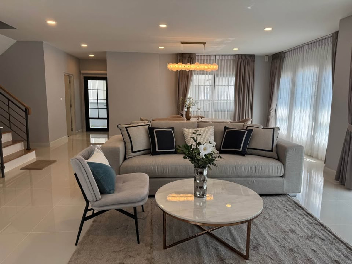 For RentHouseBangna, Bearing, Lasalle : 🏡 For rent Centro Bangna Phase 2 Modern Luxury Style | 99,000/Month