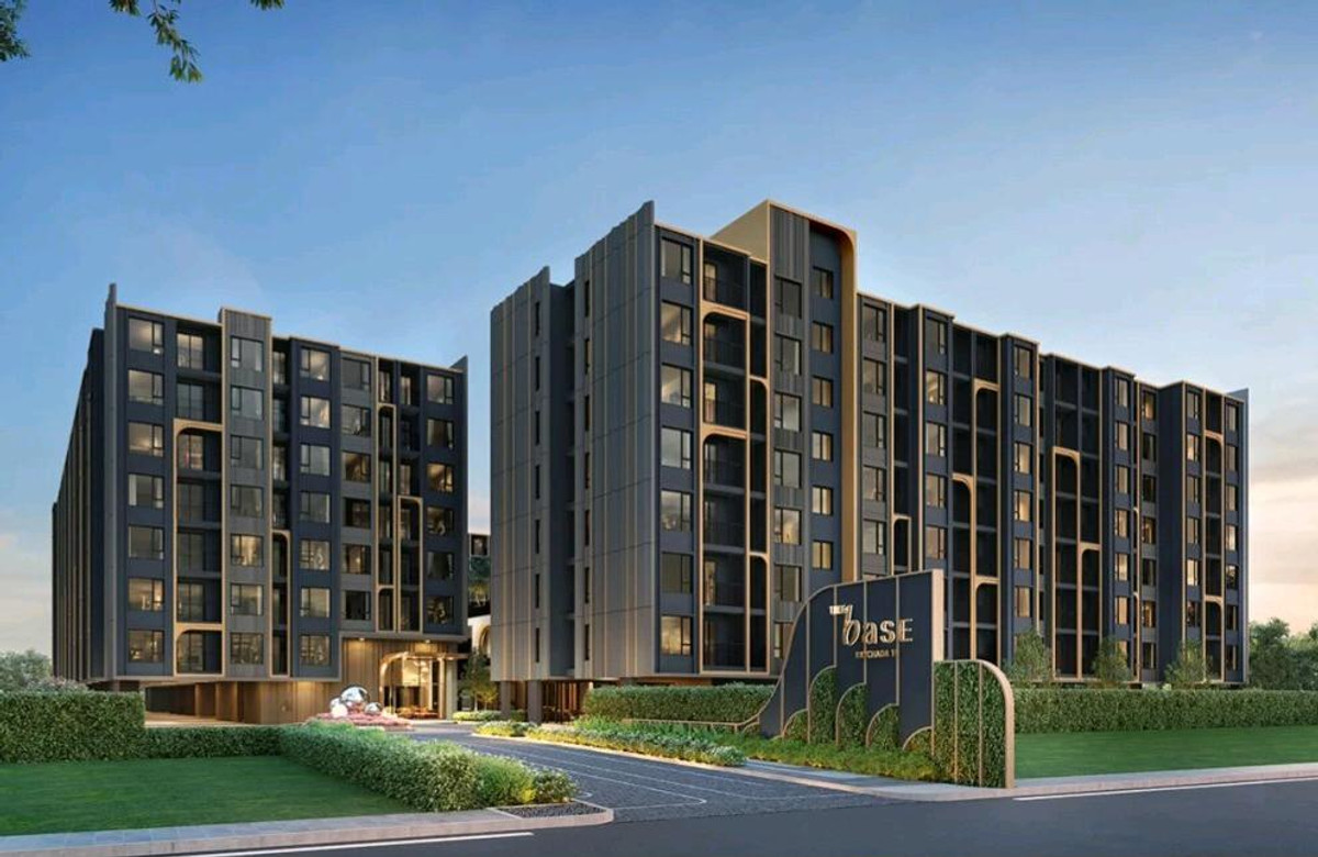 For SaleCondoRatchadapisek, Huaikwang, Suttisan : 📍: 𝗧𝗵𝗲 𝗕𝗮𝘀𝗲 𝗥𝗮𝘁𝗰𝗵𝗮𝗱𝗮 𝟭𝟵 Condo allows pets 🐶🐱 from Sansiri 2.2 million Low Rise, location in the heart of Ratchada. 》Interested in visiting the project Line:aee2702✨️