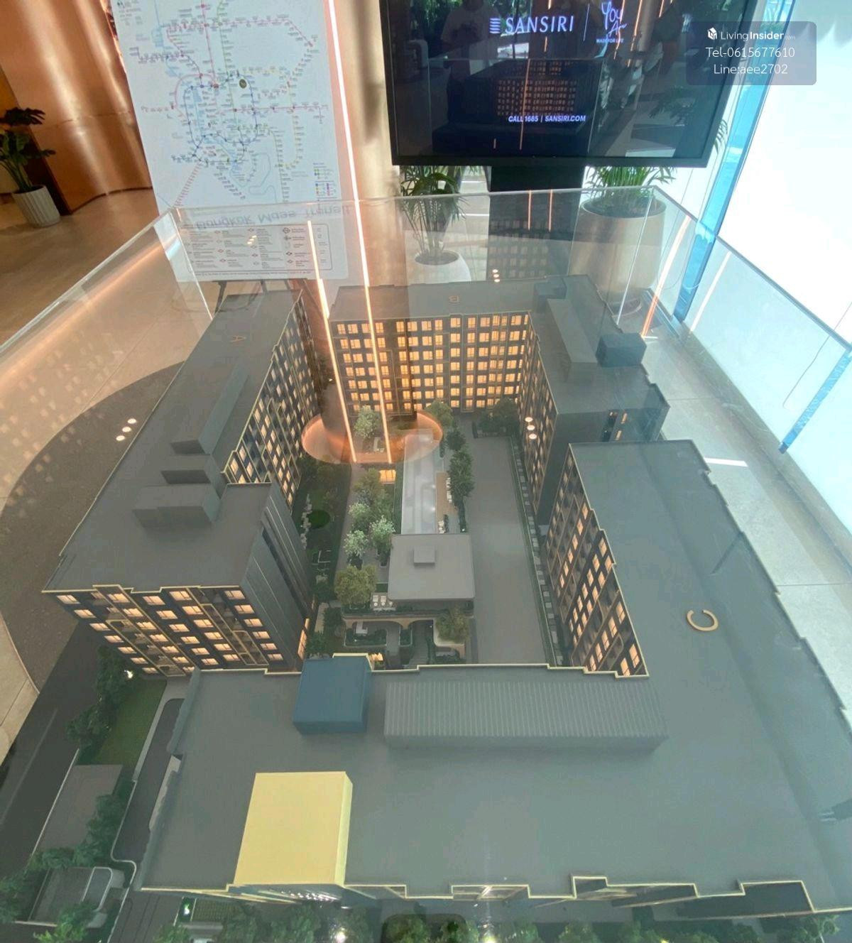 For SaleCondoRatchadapisek, Huaikwang, Suttisan : THE BASE RATCHADA19: 🐶🐱 Condo that allows pets from Sansiri. Price starts at 2.2 million baht. Make an appointment to view the project, message Line:aee2702