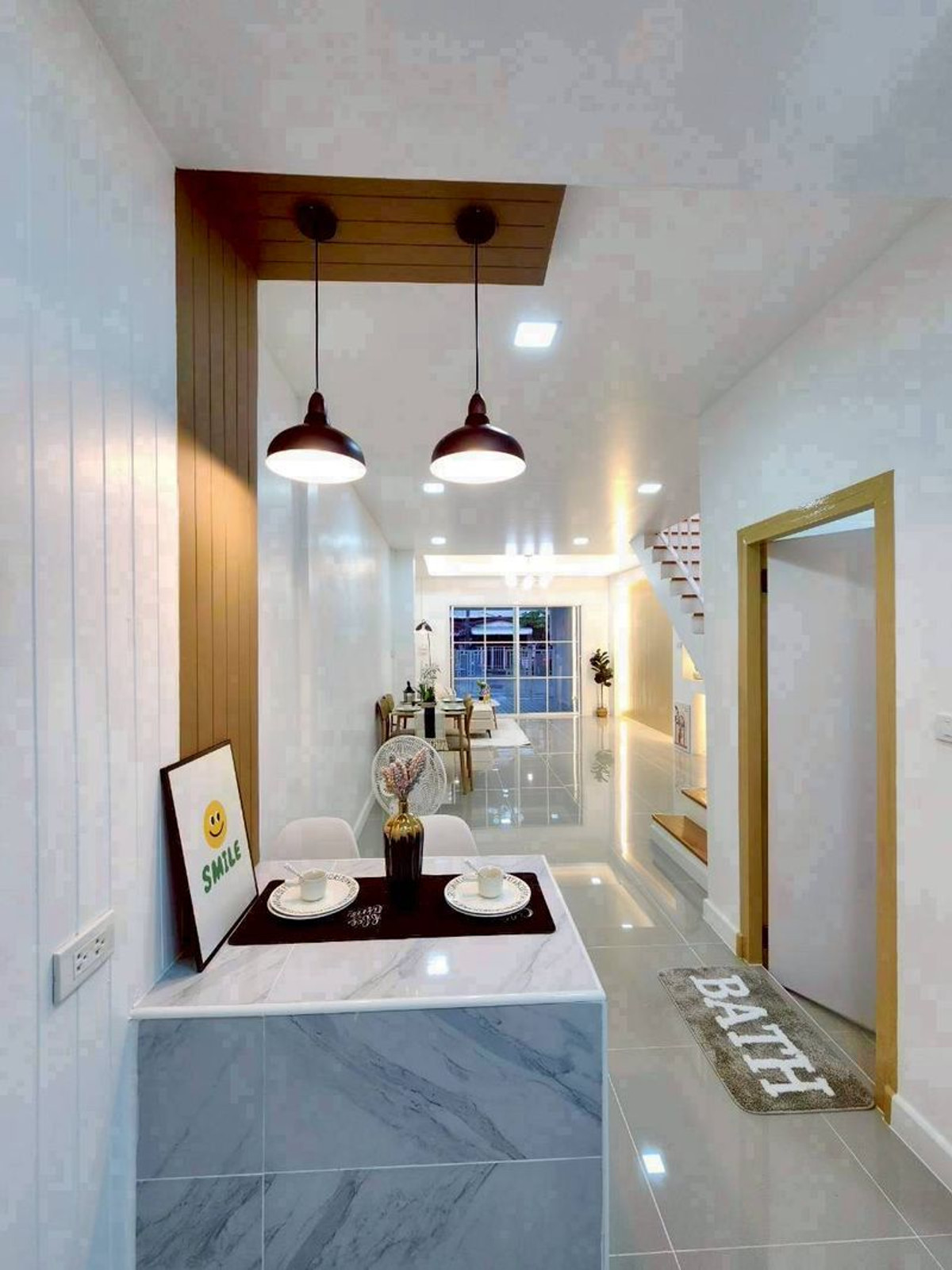 For SaleTownhomePathum Thani,Rangsit, Thammasat : 2-story townhouse for sale, Fah Rangsit Village, Rangsit Khlong 4, area 16 square meters, 2 bedrooms, Rangsit Nakhon Nayok Road, Bueng Yitho Subdistrict, Thanyaburi District, Pathum Thani.