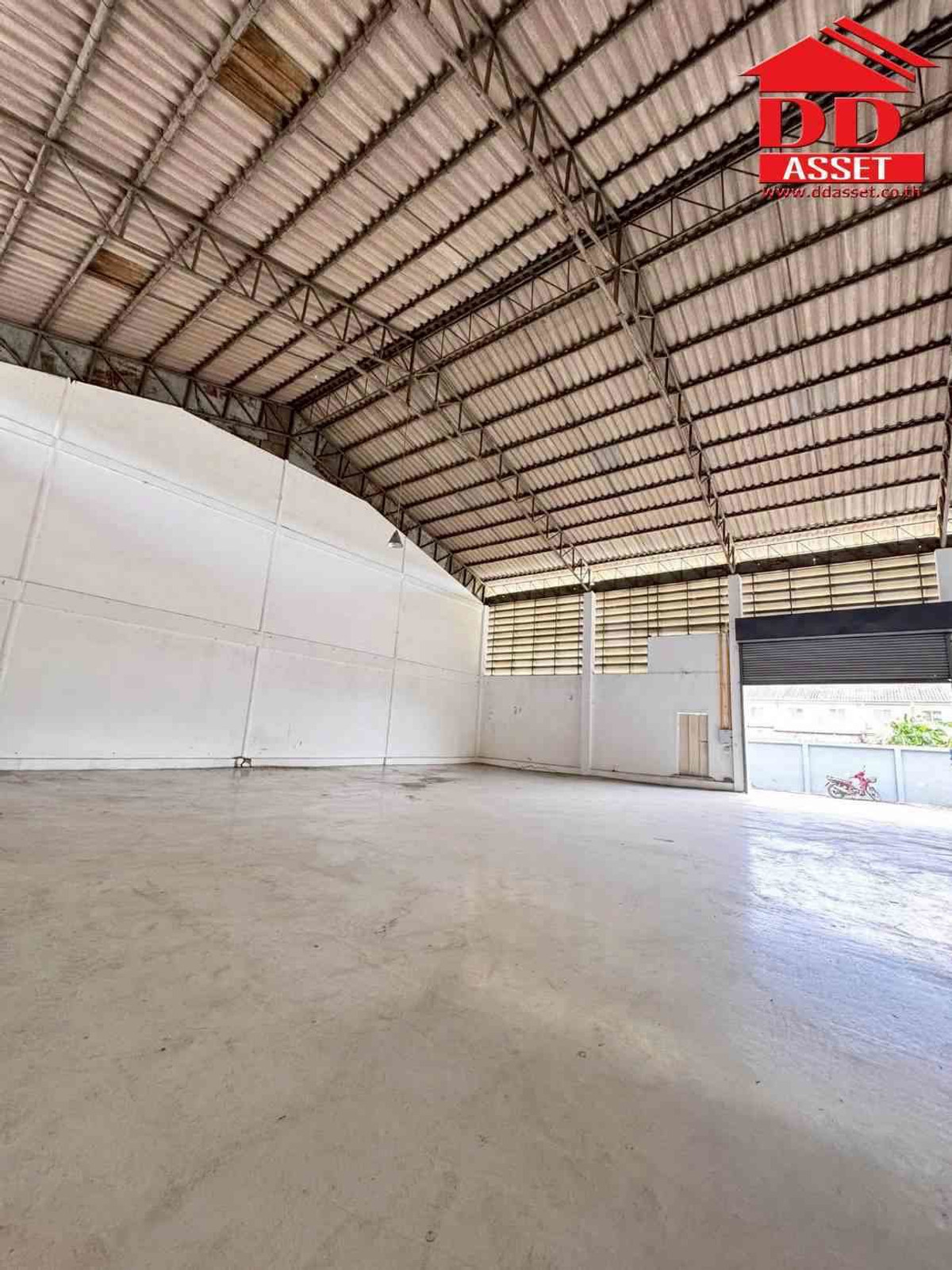 ให้เช่าโกดังสมุทรปราการ สำโรง : ให้เช่า โกดังถนนเทพารักษ์ กม.26 ตรงข้ามหมู่บ้านทับทอง  รหัส : F8038