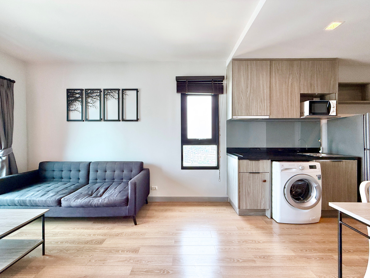 ขายคอนโดลาดพร้าว เซ็นทรัลลาดพร้าว : 🚀 Chapter One Midtown ลาดพร้าว24 - 58ตรม. 2นอน2น้ำ ห้องมุม ชั้นสูง 092-545-6151 (ทีม)