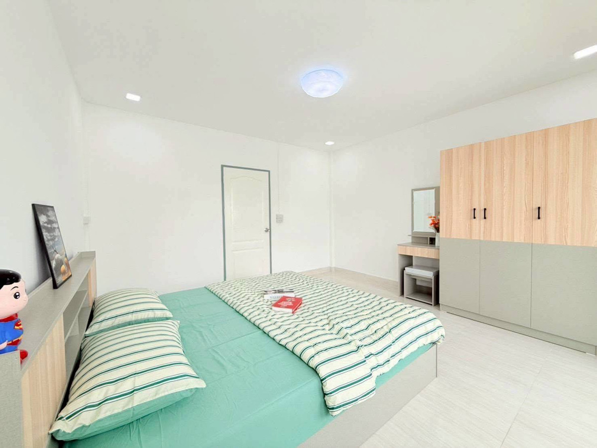 ขายทาวน์โฮมเสรีไทย-นิด้า : ขายบ้านนวกานต์ ซอยเสรีไทย 43 แยก 3 ถนนเสรีไทย  แขวงคลองกุ่ม เขตบึงกุ่ม กรุงเทพฯ 