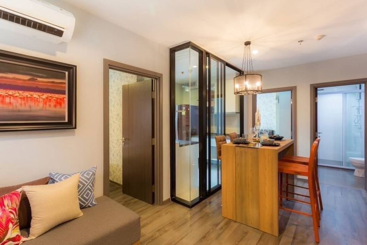 For RentCondoOnnut, Udomsuk : Beautifully decorated room for rent, 2 bedrooms, 1 bathroom, The Base Park West.