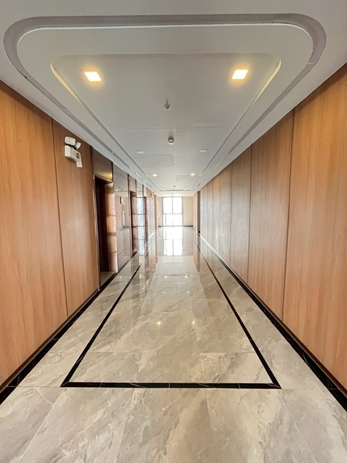 ให้เช่าคอนโดพระราม 9 เพชรบุรีตัดใหม่ RCA : ONE9FIVE -RAMA9 🔥FOR-RENT 
1BEDROOM  Simple Is The Best