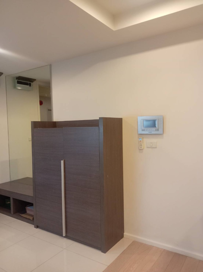 ให้เช่าคอนโดสุขุมวิท อโศก ทองหล่อ : 🔥ให้เช่าด่วน🔥S15 สุขุมวิท 15 ขนาด  1 ห้องนอน 1 ห้องน้ำ 60 ตร.ม. ห้องกว้างมากกก ราคาดีมากกกก อยู่ใจกลางอโศก ❗